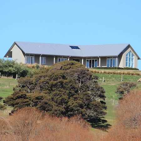 Gallin Farm Alpacas And Farmstay Masterton Exterior foto