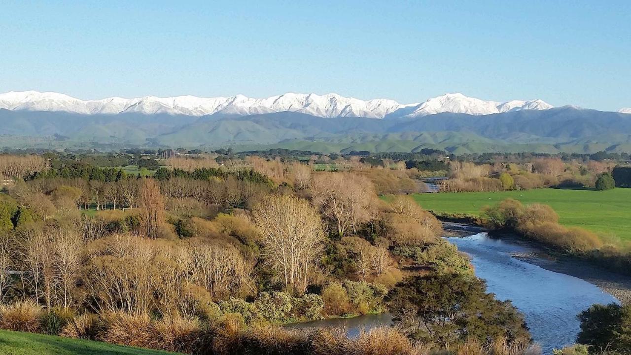 Gallin Farm Alpacas And Farmstay Masterton Exterior foto